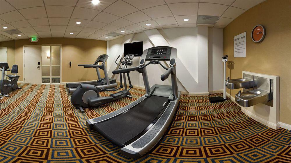 Holiday Inn Express Hotel & Suites Santa Cruz By Ihg Bagian luar foto