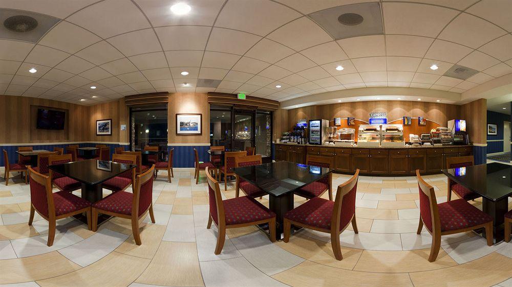 Holiday Inn Express Hotel & Suites Santa Cruz By Ihg Bagian luar foto