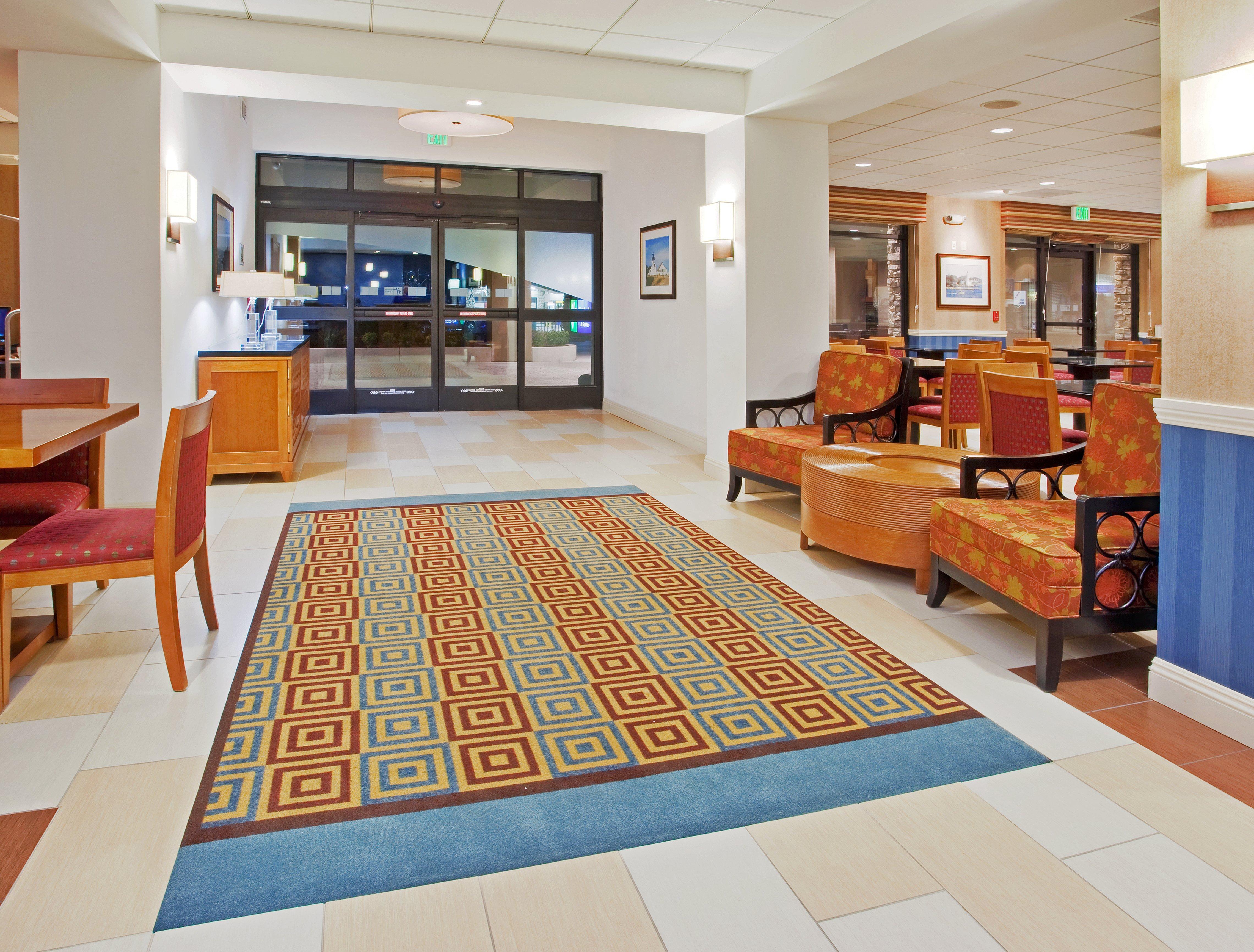 Holiday Inn Express Hotel & Suites Santa Cruz By Ihg Bagian luar foto