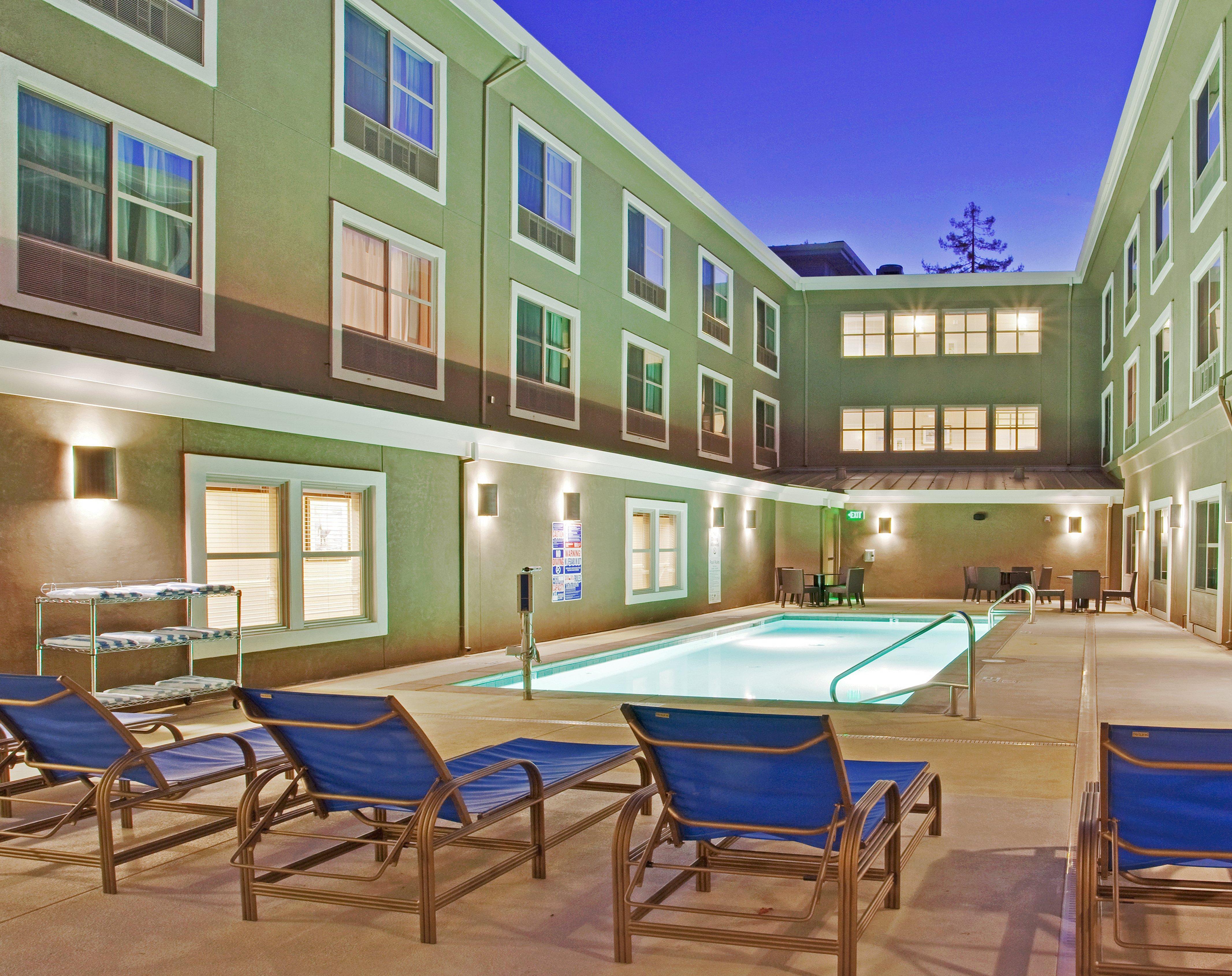 Holiday Inn Express Hotel & Suites Santa Cruz By Ihg Bagian luar foto