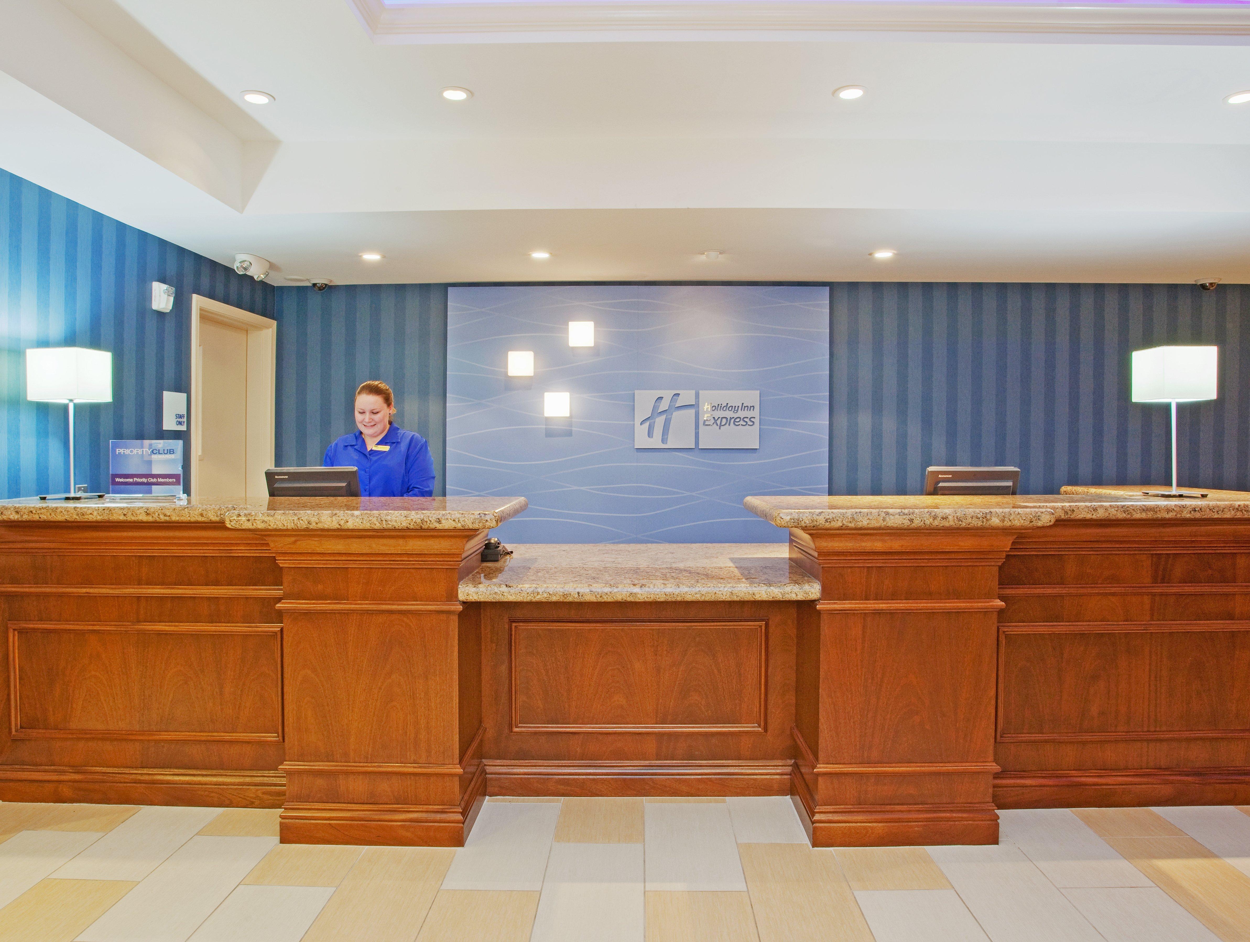 Holiday Inn Express Hotel & Suites Santa Cruz By Ihg Bagian luar foto